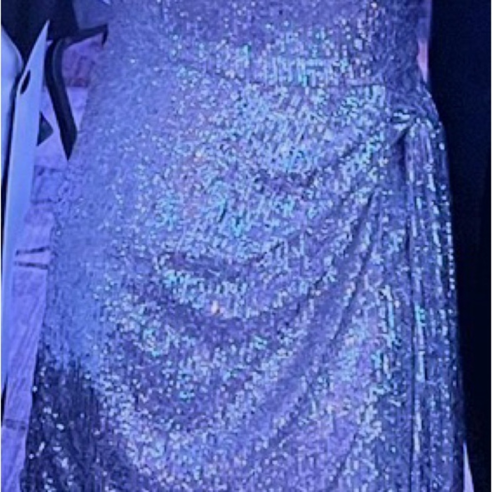 Iridescent Sequin Evening Dress - Shimmering Lavender-Blue